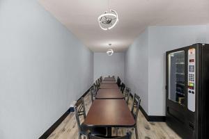 Fotografie z fotogalerie ubytování Rodeway Inn v destinaci Midland