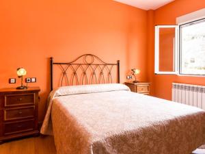 Postel nebo postele na pokoji v ubytování Casa rosa del romeral