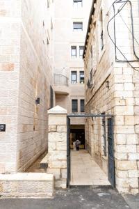 Gallery image of Amazing 3 bedroom Parking in Machane Yehuda Market in Jerusalem