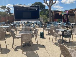 Restaurace v ubytování camping siblu sable du midi