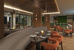 Uma área de estar em The GrandResort - Limited Edition by Leonardo Hotels