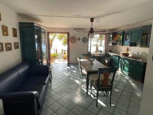 Galeriebild der Unterkunft Donna Laura Sea Front in Santa Maria di Castellabate