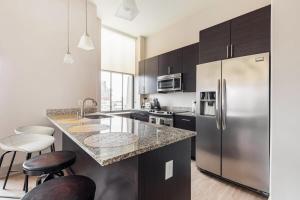 Gallery image of 2BR Distinguished Apartment Downtown w Gym in Baltimore
