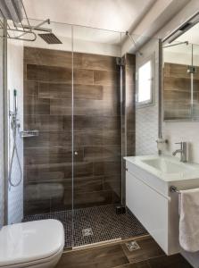 A bathroom at Hotel Mondial