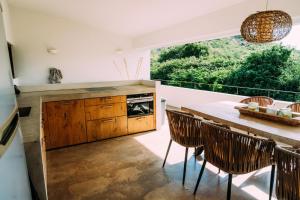 Cucina o angolo cottura di Bohemi Design Villa's