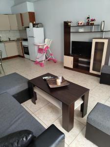 Gallery image of APOSTOLIS APARTMENT in Platamonas