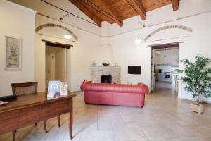 TV tai viihdekeskus majoituspaikassa A Casa Nostra Residenza di Charme - Struttura sanificata giornalmente con ozono