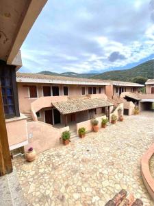 Nespecifikovaný výhled na hory nebo výhled na hory při pohledu z apartmánu