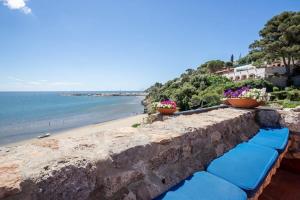 Zdjęcie z galerii obiektu Villaflair - Feniglia Beach House w mieście Cala Galera +17 zdjęć
