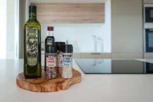 Kép LUXURY PENTHOUSE MARBELLA WIFI POOLS NETFLIX GOLF szállásáról Benahavísban a galériában