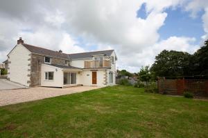 Budova, kde se prázdninový dům nachází