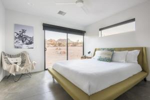 Gallery image of Caelum Joshua Tree - Urban Design in Rustic Desert in Joshua Tree +28 photos