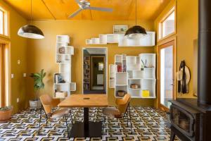 Fotografie z fotogalerie ubytování Andrea Zittel's Joshua Tree Home A Z West House v destinaci Joshua Tree