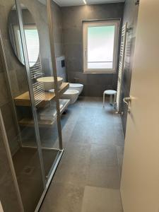 Ένα μπάνιο στο Casa Vacanze Lucia +39 φωτογραφίες