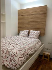 En eller flere senge i et værelse på loft Montmartre au pieds des vignes