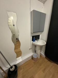 Vonios kambarys apgyvendinimo įstaigoje Crete Room