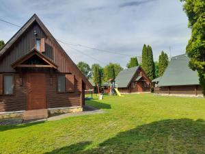 Zahrada ubytování Őzike Apartmanházak