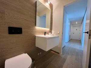 Zdjęcie z galerii obiektu New Luxury Apartment in Las Colinas with communal pool LC2 w mieście Campoamor