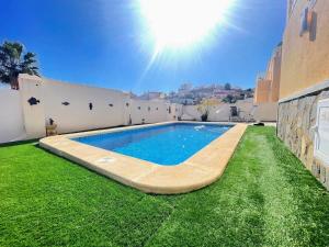 Kép Traditional 3 bedroom Villa with Pool CQ22 szállásáról Ciudad Quesadában a galériában