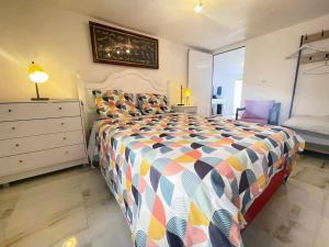 Kép Traditional 3 bedroom Villa with Pool CQ22 szállásáról Ciudad Quesadában a galériában