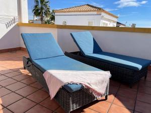A seating area at Lovely 3 Bedroom Villa with Com Pool LD502