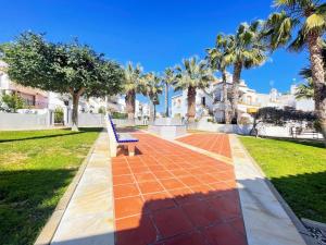 A garden outside Lovely 3 Bedroom Villa with Com Pool LD502