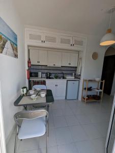 Galería fotográfica de Quaint Apartment with Com Pool Villamartin SM6 en San Miguel de Salinas 8 fotos más
