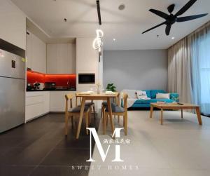 Kuchyň nebo kuchyňský kout v ubytování Arcoris Mont Kiara 19# Deluxe 1 Bedroom With Balcony KL #1-3Pax