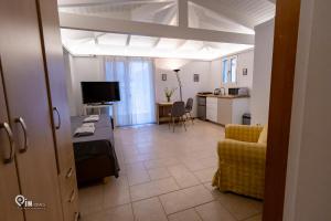 TV/Unterhaltungsangebot in der Unterkunft 'Alexander' Seaside House With View In Nea Makri