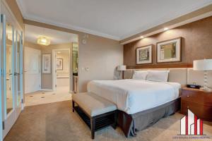 MGM Signature-04-704 Jacuzzi Studio