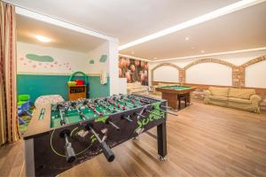 Herní místnost v ubytování Hotel Piroska