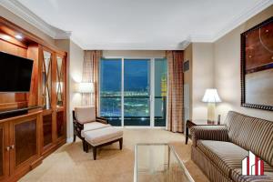 Galeriebild der Unterkunft MGM Signature-19-802 1Br 2Ba F1 Pits View Balcony in Las Vegas