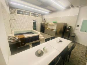 Cucina o angolo cottura di 墾丁涵寓包棟民宿