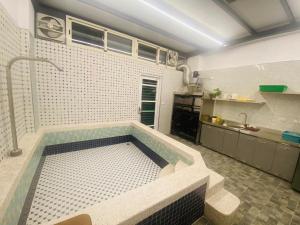 Cucina o angolo cottura di 墾丁涵寓包棟民宿