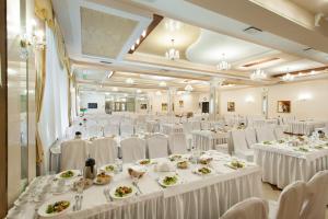 Gallery image of Conference Hotel Suputnyk in Lviv