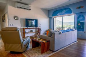 Ruang duduk di Jaco Bay 3804