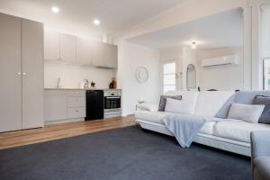 Η κουζίνα ή μικρή κουζίνα στο Cute Apartment on the City Fringe