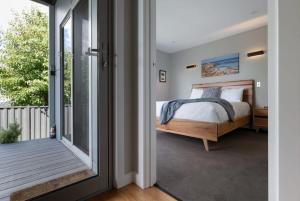 Posteľ alebo postele v izbe v ubytovaní Breathtaking Views with Parking in Trevallyn