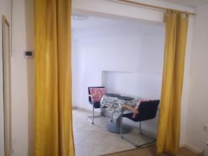 Posedenie v ubytovaní Judith Apartment