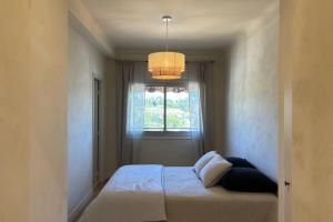 Ein Bett oder Betten in einem Zimmer der Unterkunft Spacious new apartment of 92 m
