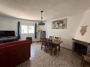 TV a/nebo společenská místnost v ubytování Casa Rural Matilde