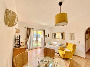 Zona de estar de Montacala Holidays House