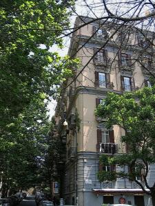 a tall building with windows on the side of it at B&B Floridiana in Naples