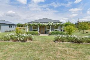 Gallery image of Jabulani - Firepit, 5 Acres, Entertainers Paradise in Orange