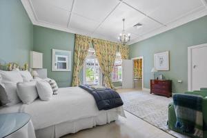 The Homestead - Mayfield Vineyard Orange tesisinde bir odada yatak veya yataklar