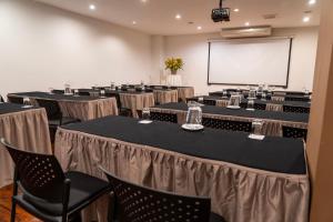Kawasan bisnes dan/atau bilik persidangan di Hotel Jose Antonio Cusco