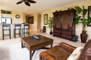 Zona de estar de Classy artsy ocean-view unit near pool at Pacifico in Coco sleeps 6