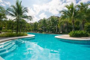 Piscina en o cerca de Classy artsy ocean-view unit near pool at Pacifico in Coco sleeps 6
