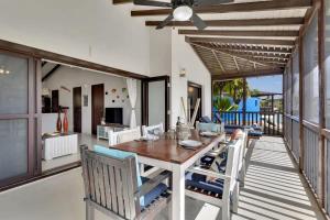 Μπαλκόνι ή βεράντα στο Casa de las Brisas in Waterlands Village