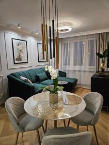 Posedenie v ubytovaní Apartament Deluxe Centrum Warszawa